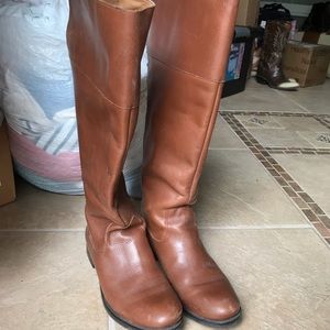 Riding boots